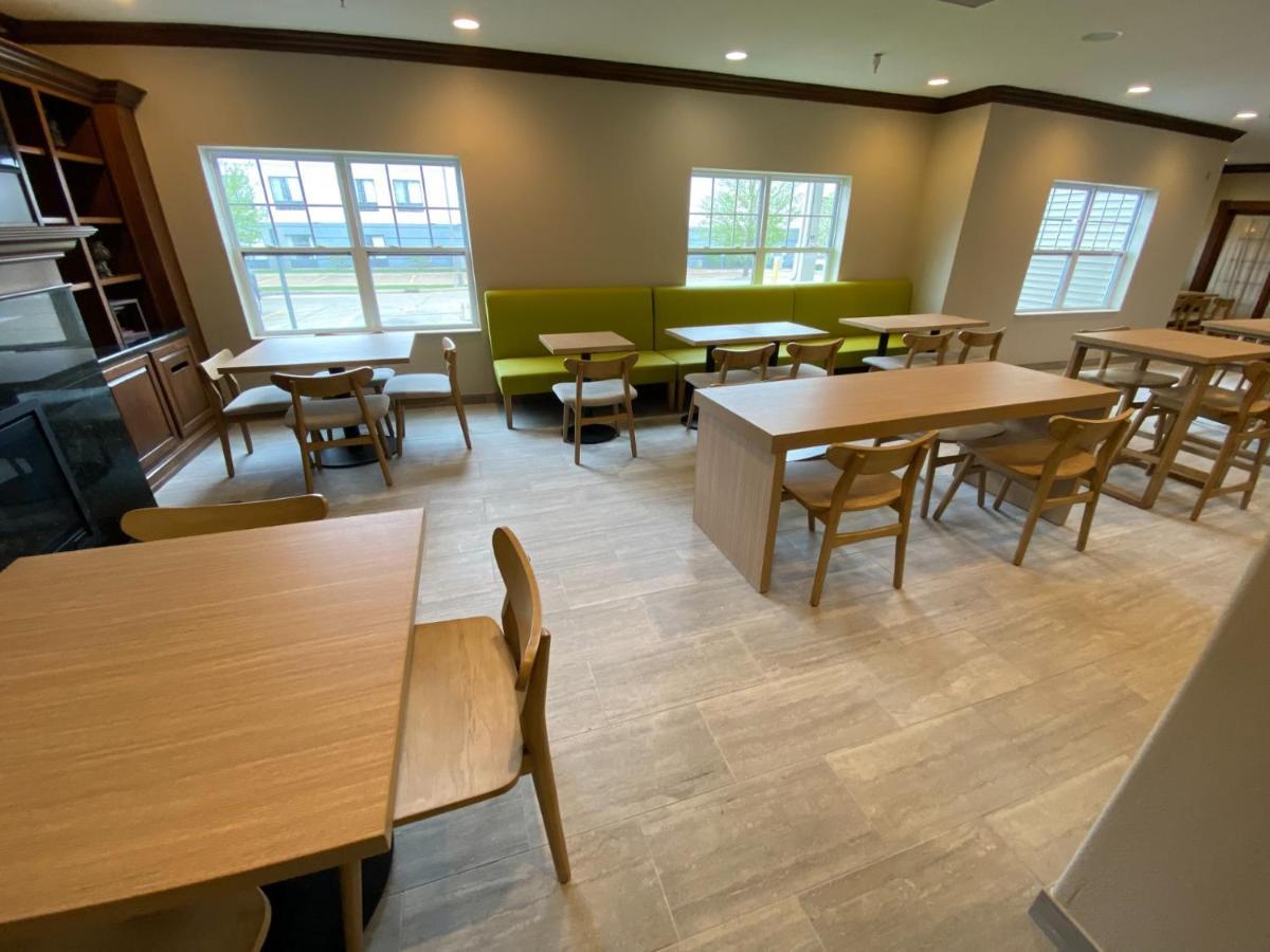 Country Inn & Suites By Radisson, Champaign North, Il Buitenkant foto